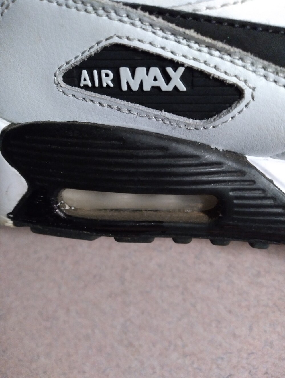 Nike Air Max - Picture 9 of 10